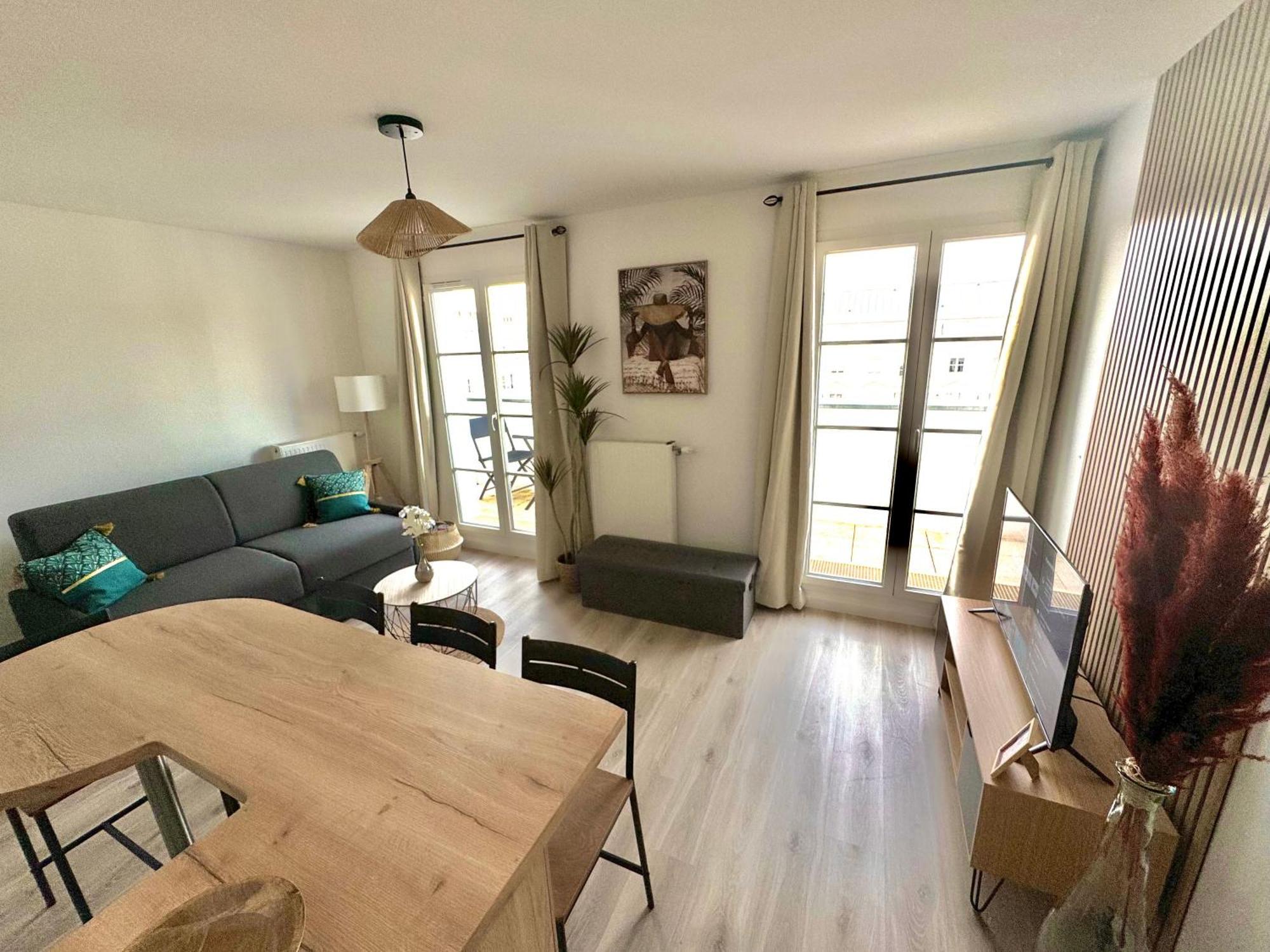 Le Regence, Terrasse, Apartment