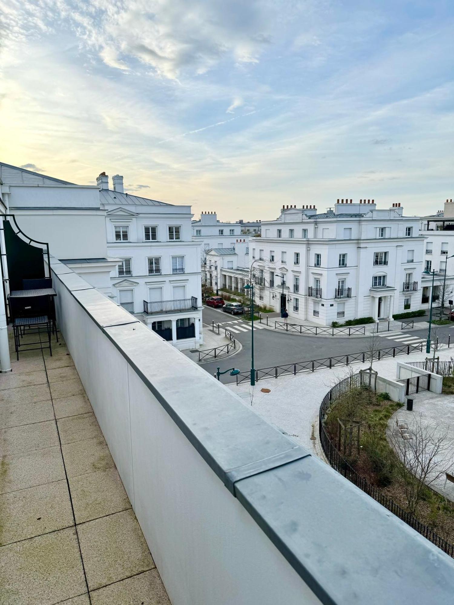 Le Regence, Terrasse,